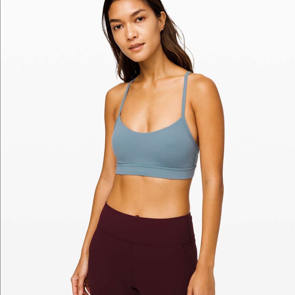 Lululemon Flow Y Bra Light Support Bra